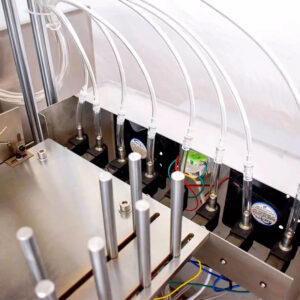 KEFAI Alkohol Wattestäbchen Verpackungsmaschine Detail – Flüssigkeitszugabe